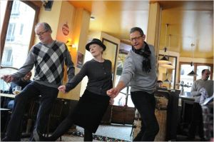 549356.jpg-r_640_600-b_1_D6D6D6-f_jpg-q_x-xxyxx