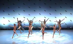 idees-cadeaux-sur-theme-danse-L-Fzkptd