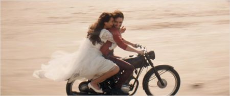 452935.jpg-r_640_600-b_1_D6D6D6-f_jpg-q_x-xxyxx