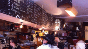 Les caves populaires