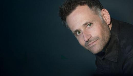 Portrait d'Alexander Maksik