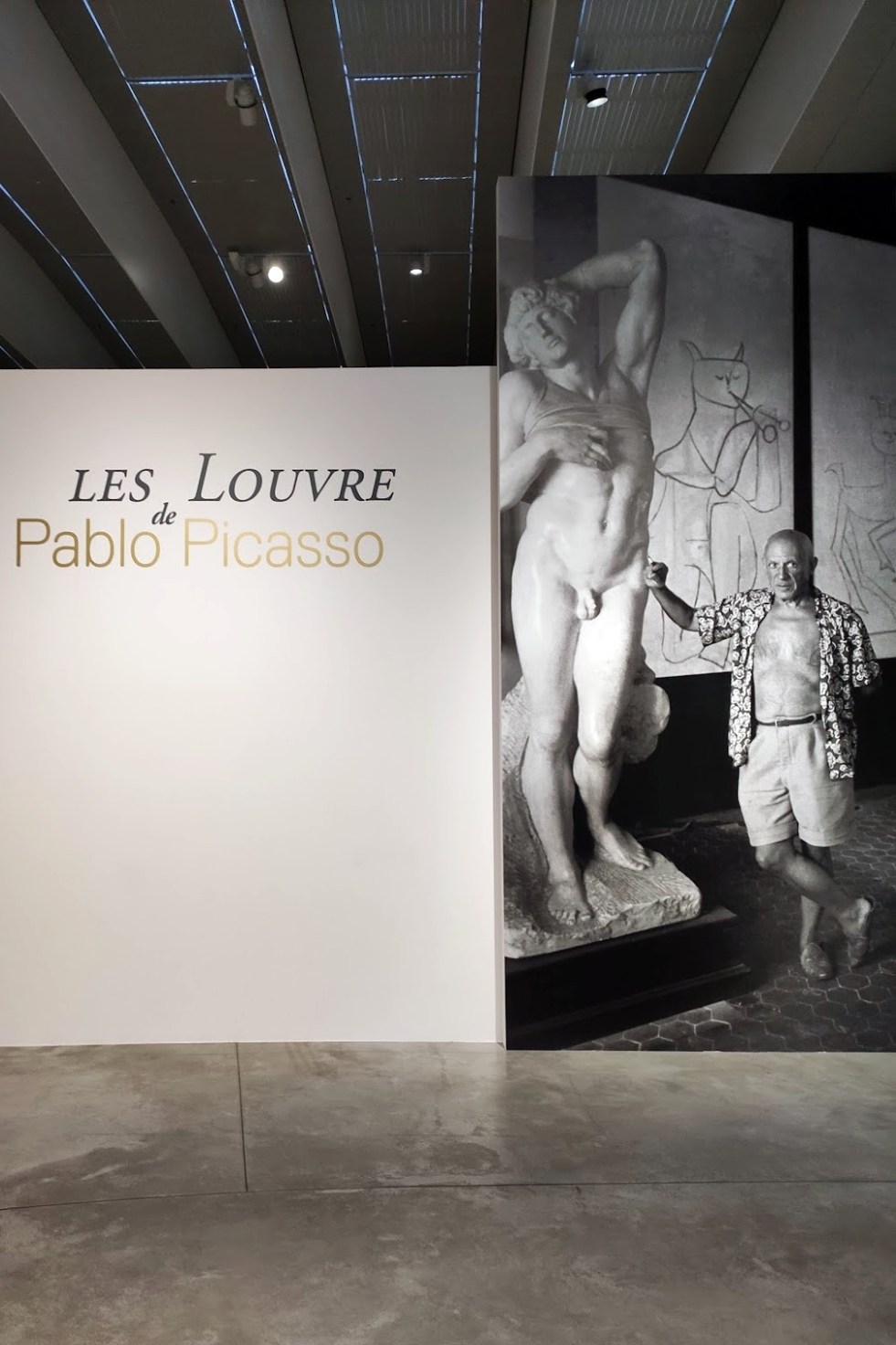 Entrée de l'exposition Les Louvre de Pablo Picasso au Louvre Lens
