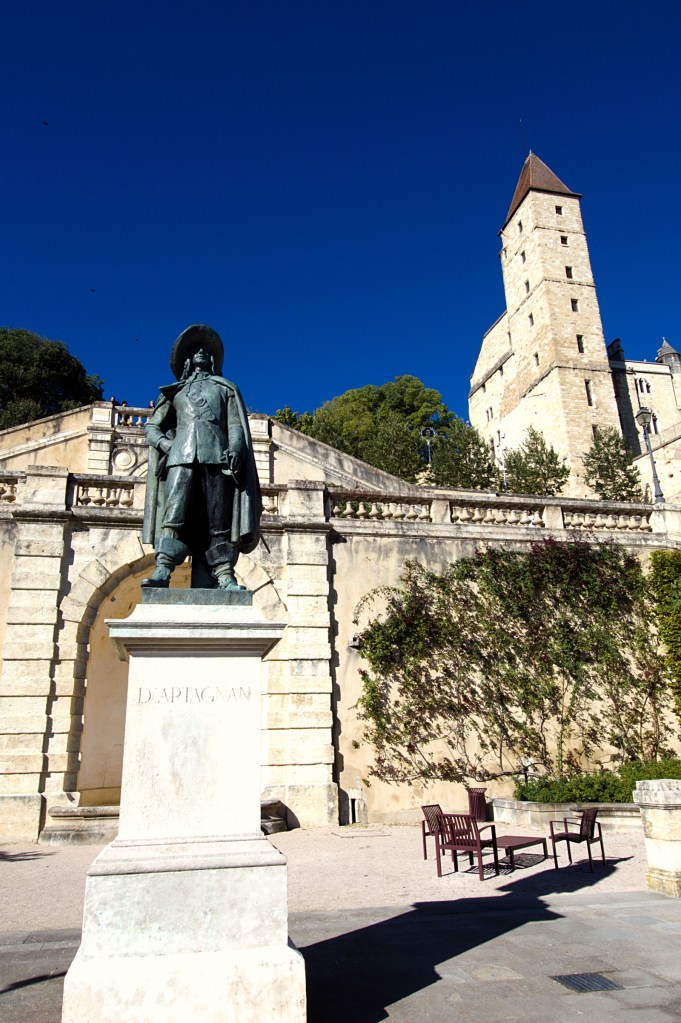Statut de d'Artagnan et tour d'Armagnac
